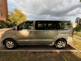 2011 Hyundai Grand Starex I, серый, 1100000 рублей, вид 5