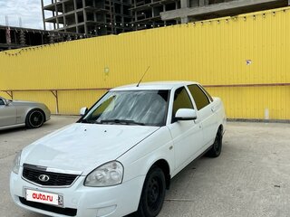 2017 Lada (ВАЗ) Priora I Рестайлинг, белый, 570000 рублей, вид 1