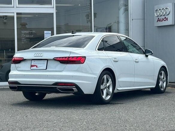 2021 Audi A4 35 TFSI Long V (B9) Рестайлинг, белый, 1840007 рублей - вид 5