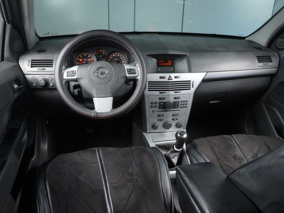 2010 Opel Astra H Рестайлинг, серебристый, 399000 рублей - вид 5