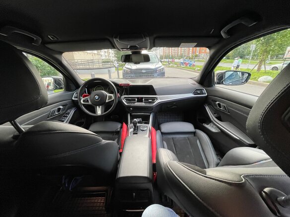 2020 BMW 3 серии 320i xDrive VII (G2x), чёрный, 3500000 рублей - вид 5