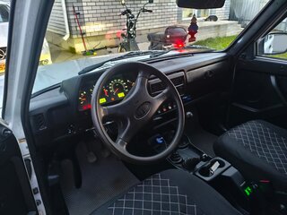 2018 Lada (ВАЗ) 2121 (4x4) I Рестайлинг, белый, 560000 рублей, вид 5