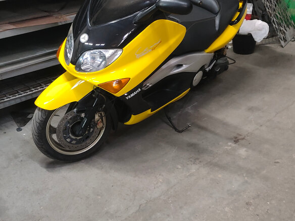 2001 Yamaha TMAX, жёлтый, 280000 рублей - вид 7