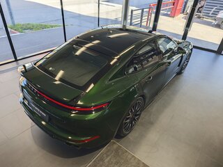 2026 Porsche Panamera 4 III, зелёный, 26290000 рублей, вид 3
