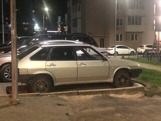 2003 Lada (ВАЗ) 21093i, серебристый, 255000 рублей, вид 2