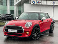 2018 Mini Hatch Cooper III (F55/F56) Рестайлинг, красный, 1819000 рублей