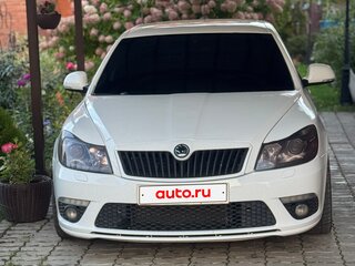 2011 Skoda Octavia RS II Рестайлинг, белый, 1490000 рублей, вид 5