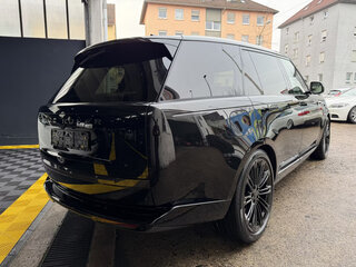 2026 Land Rover Range Rover P530 MHEV Long V, чёрный, 30000000 рублей, вид 4