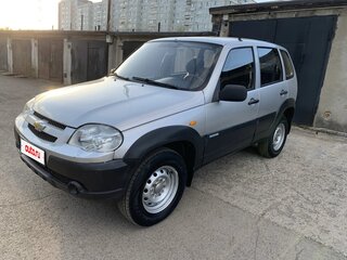 2009 Chevrolet Niva I Рестайлинг, серый, 470000 рублей, вид 1
