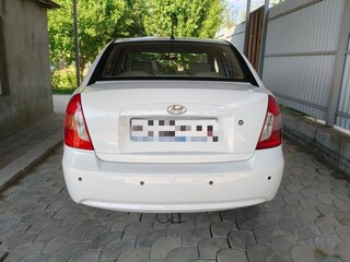2008 Hyundai Verna II, белый, 680000 рублей, вид 3