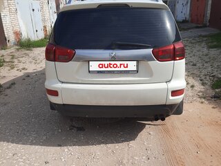 2010 Peugeot 4007, белый, 650000 рублей, вид 4