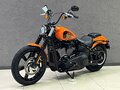 2025 Harley-Davidson Street Bob, оранжевый, 1690000 рублей - вид 2