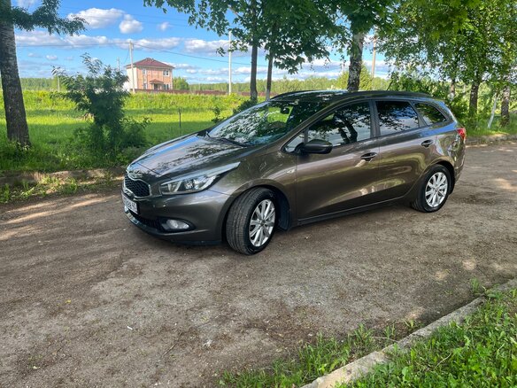 2013 Kia Ceed II, коричневый, 1150000 рублей