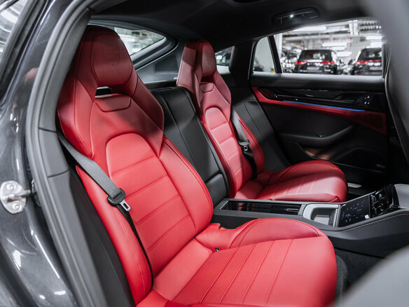2025 Porsche Panamera 4 E-Hybrid III, серый, 19850000 рублей - вид 19