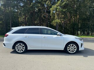 2020 Kia Ceed III, белый, 1900000 рублей, вид 3