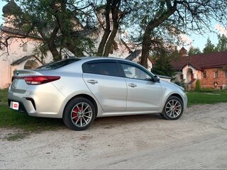 2019 Kia Rio IV, серый, 1600000 рублей, вид 5