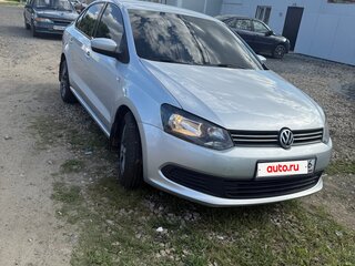 2013 Volkswagen Polo V, серый, 750000 рублей, вид 3