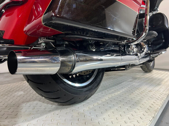 2010 Harley-Davidson Electra Glide, пурпурный, 1200000 рублей - вид 23