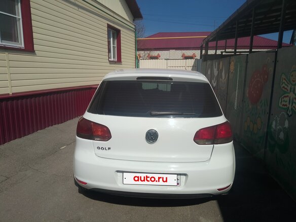 2011 Volkswagen Golf VI, белый, 650001 рублей - вид 5