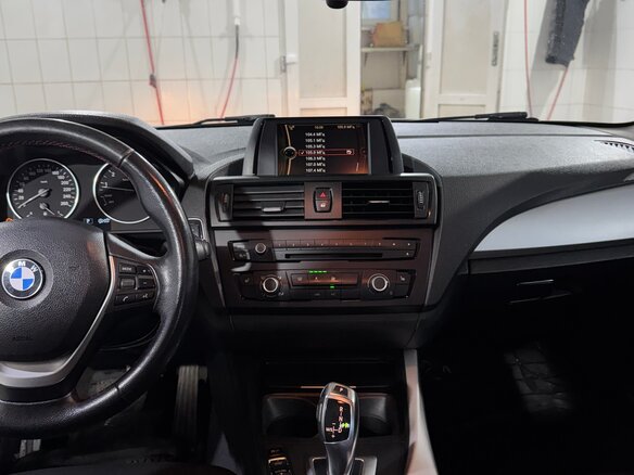 2013 BMW 1 серии 116i II (F20/F21), белый, 920000 рублей - вид 5