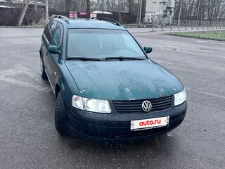 1999 Volkswagen Passat B5, зелёный, 320000 рублей, вид 2
