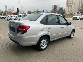 2026 Lada (ВАЗ) Granta I Рестайлинг, серебристый, 1121000 рублей, вид 5