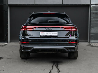 2020 Audi Q8 55 TFSI I (4M), чёрный, 6000000 рублей, вид 5