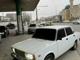 2010 Lada (ВАЗ) 2107, белый, 135000 рублей, вид 1