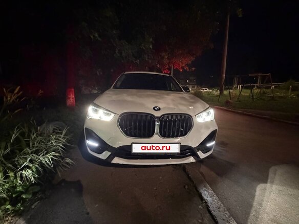 2020 BMW X1 18d xDrive II (F48) Рестайлинг, белый, 3250000 рублей - вид 17