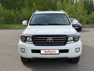 2014 Toyota Land Cruiser 200 Series Рестайлинг 1, белый, 5600000 рублей, вид 4