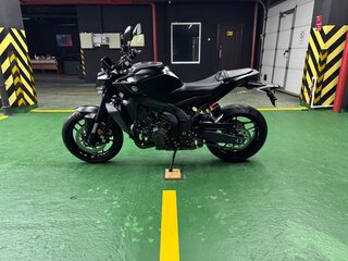 2022 Yamaha MT-09 (FZ-09), чёрный, 1350000 рублей, вид 2