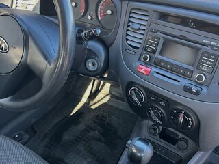 2011 Kia Rio II Рестайлинг, золотистый, 790000 рублей, вид 5