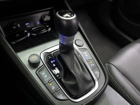 2022 Hyundai Kona I Рестайлинг, серый, 1724000 рублей - вид 8