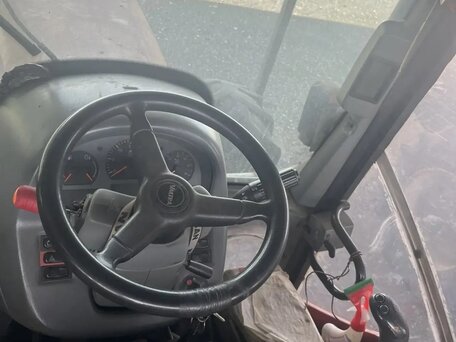 2011 Valtra T194, красный, 5700000 рублей, вид 3
