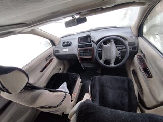 1999 Toyota Gaia, белый, 360000 рублей, вид 4