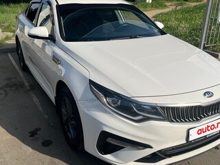 2020 Kia Optima IV Рестайлинг, белый, 1650000 рублей, вид 3