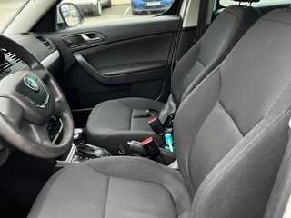 2012 Skoda Yeti I, белый, 550000 рублей, вид 5