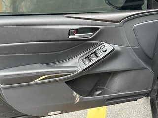 2024 Toyota Avalon V Рестайлинг, чёрный, 3240000 рублей, вид 5