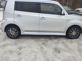 2010 Toyota bB II Рестайлинг, серый, 650000 рублей, вид 2