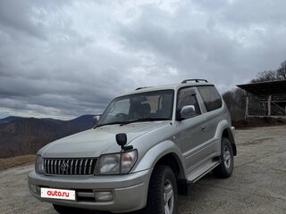 1999 Toyota Land Cruiser Prado 90 Series Рестайлинг, серебристый, 1350000 рублей, вид 1