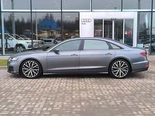 2021 Audi A8 Long 60 TFSI IV (D5), серый, 5800000 рублей, вид 1
