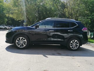 2015 Nissan X-Trail III, чёрный, 1380000 рублей, вид 5