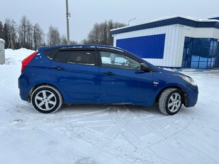 2012 Hyundai Solaris I, синий, 520000 рублей, вид 4