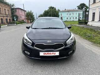 2013 Kia Ceed II, чёрный, 830000 рублей, вид 2