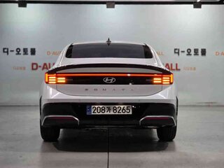 2024 Hyundai Sonata VIII (DN8) Рестайлинг, белый, 2385000 рублей, вид 4