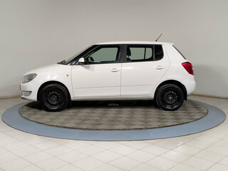 2013 Skoda Fabia II Рестайлинг, белый, 579900 рублей, вид 5
