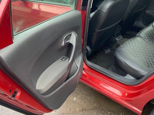 2013 Volkswagen Polo V, красный, 700000 рублей - вид 19