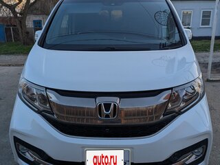 2015 Honda Stepwgn Spada V, белый, 1900000 рублей, вид 4