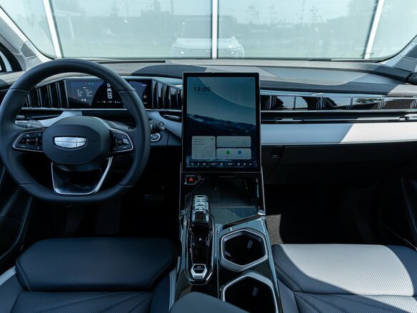 2026 Geely Atlas II, белый, 4229990 рублей - вид 31