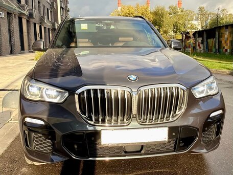 2020 BMW X5 40i IV (G05/G18), серый, 8100000 рублей, вид 1
